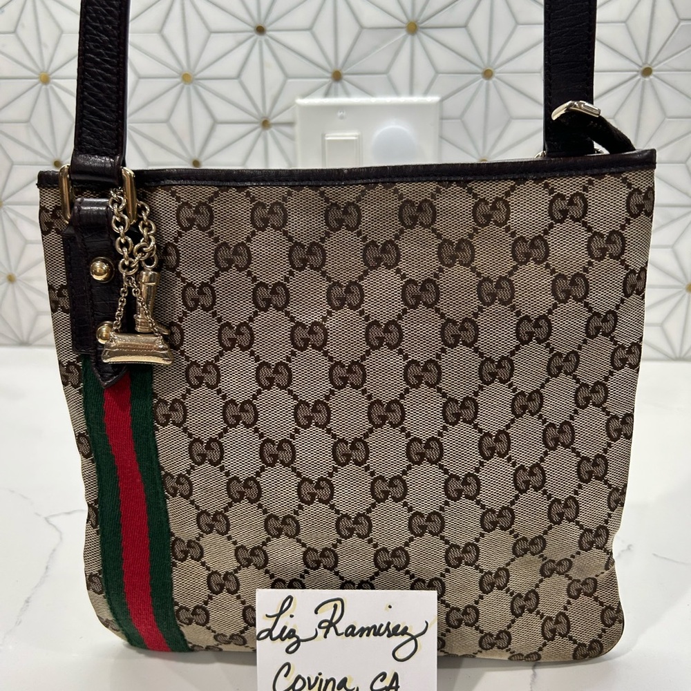 Gucci Beige and Brown Crossbody messenger Bag with Green and Red Stripe